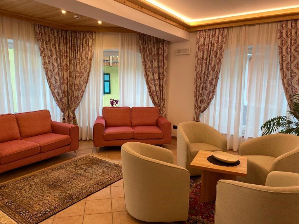 Garni Villa Elsa Поцца-ди-Фасса Экстерьер фото